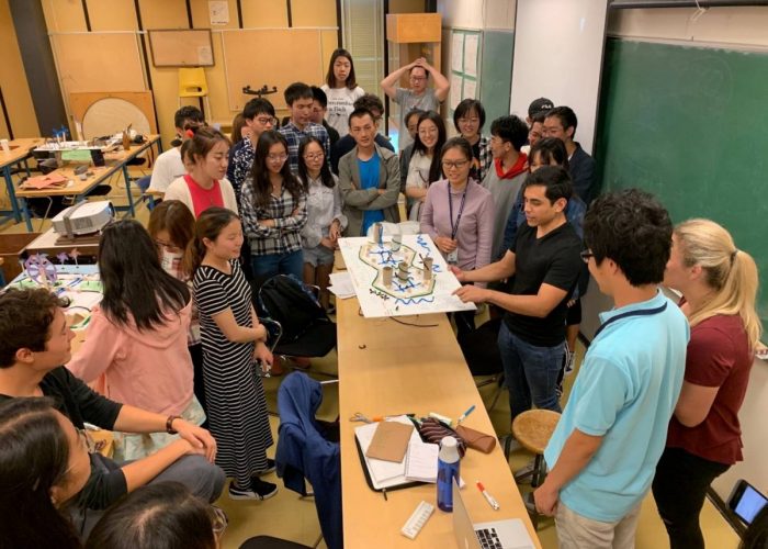 讓學生不再背負現實重軛，依專業興趣赴外進修，擴充視野、增強國際移動力。