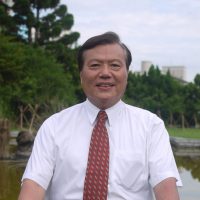 第十二屆物理學系59級李文堂