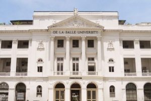 DLSU_La_Salle_Hall_front