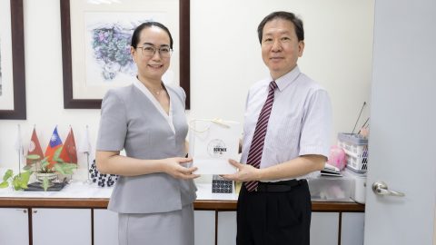 2026/07/02 越南胡志明市科技大學數學系副教授 Huynh Thi Hong Diem 來訪理學院